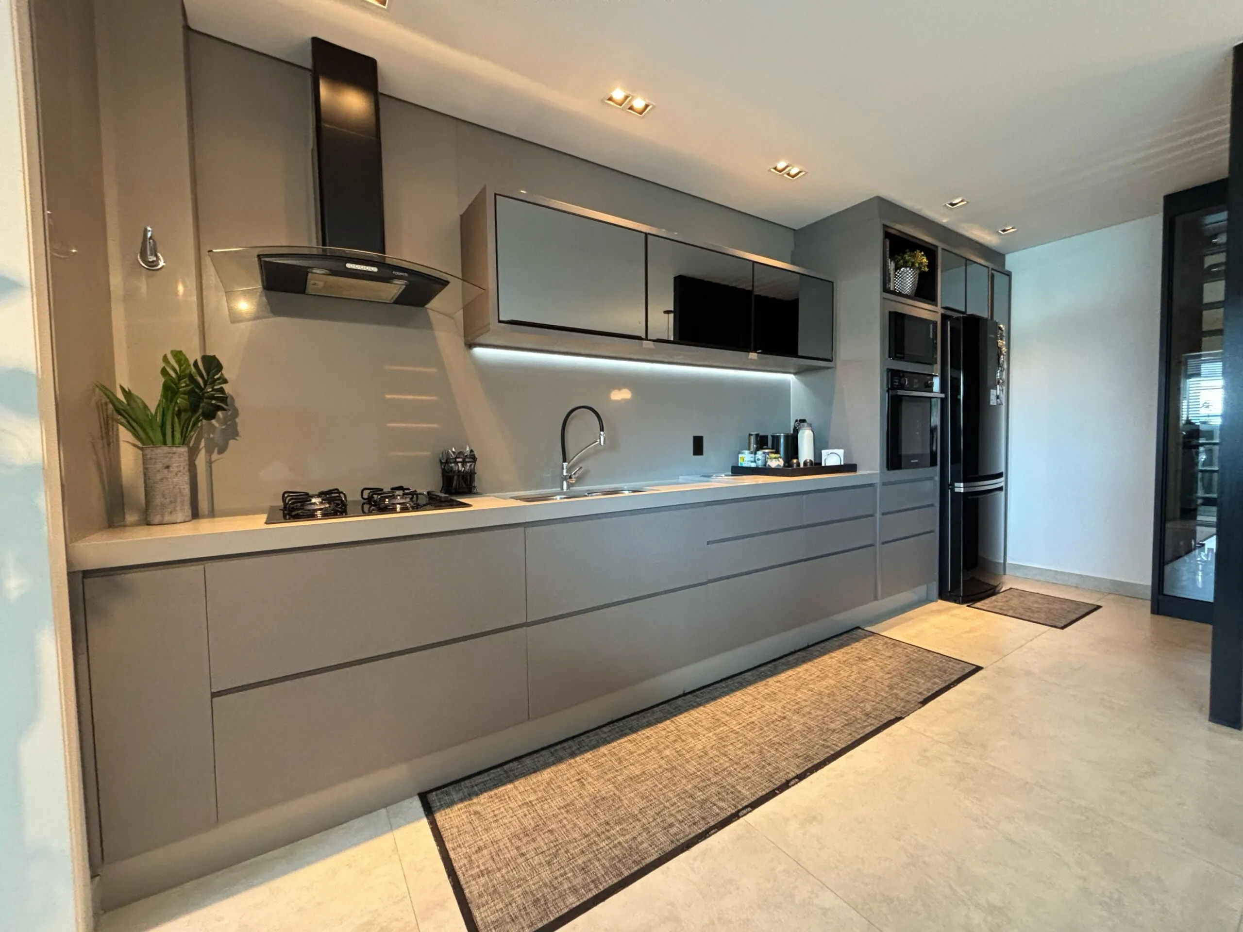 Imagem Apartamento com vista para o mar à venda com 105m2 por R$ 1.800.000,00