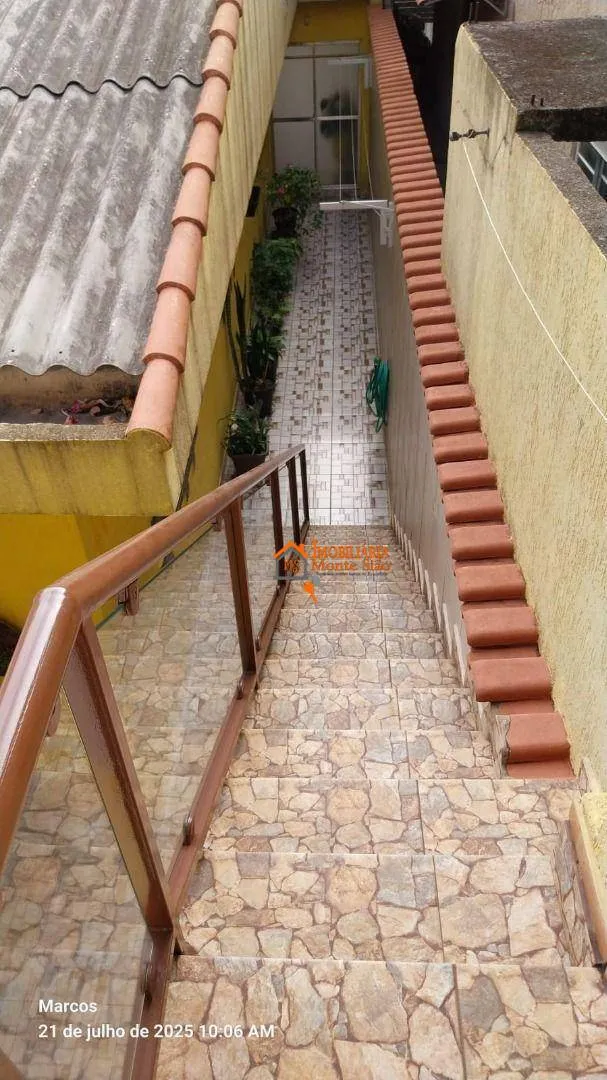 Imagem Casa com 3 dormitórios à venda, 150 m² por R$ 650.000,00 - Jardim Jovaia - Guarulhos/SP