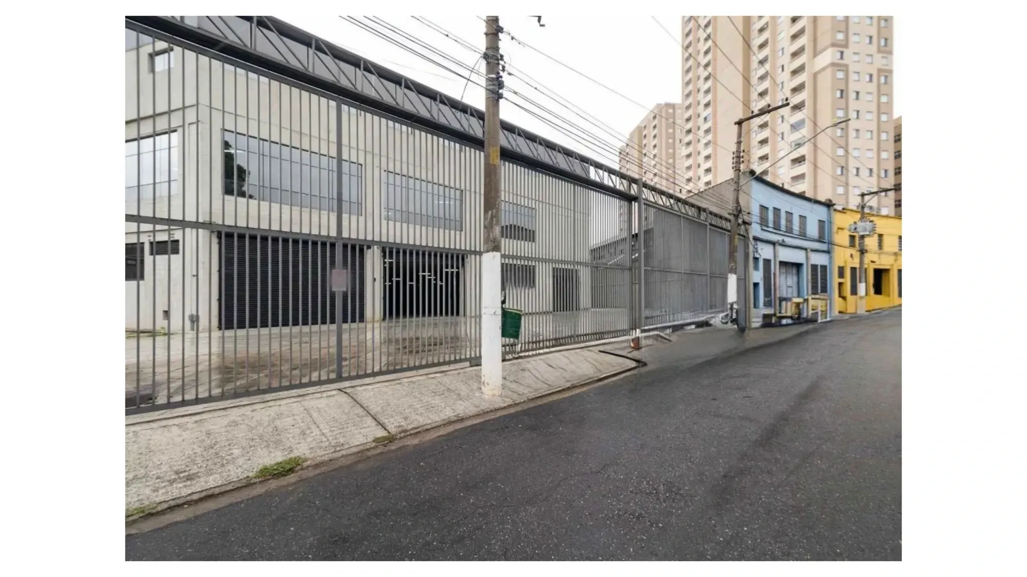 Imagem Galpão para Alugar, 4162 m² em Lapa de Baixo - São Paulo