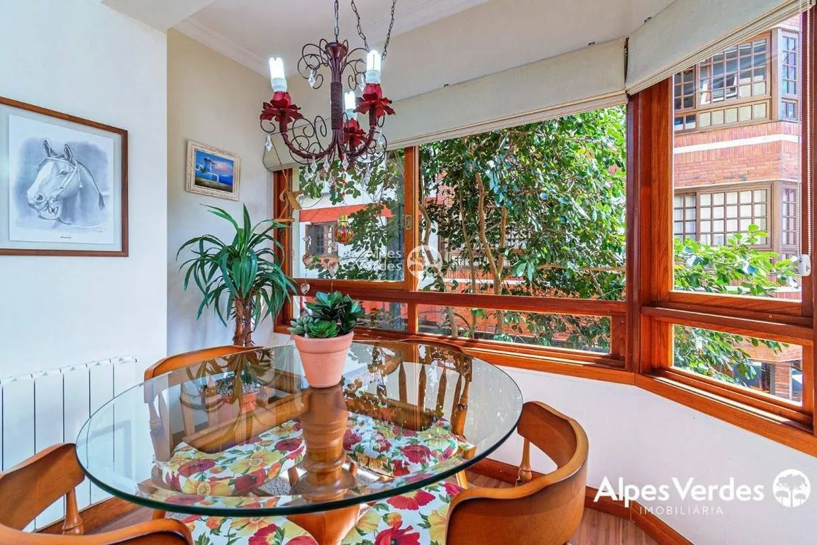 Imagem Vende-se apartamento por R$ 998.000,00 - Centro - Gramado/RS
