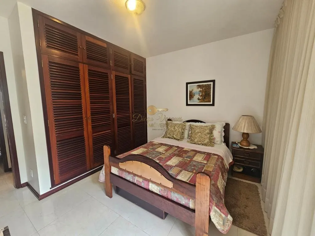 Imagem Casa em Condomínio para Venda em Teresópolis / RJ no bairro Granja Guarani