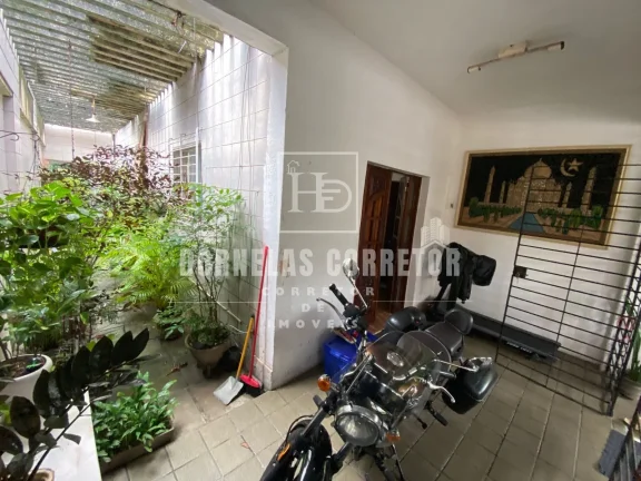 Imagem Casa Exclusiva no Espinheiro com 4 Quartos e 2 Suítes
