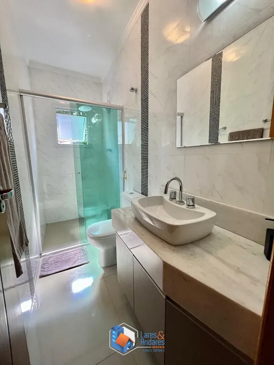 Imagem Sobrado para venda em Parque São Domingos com 3 quartos, sendo 1 suíte, 96m²
