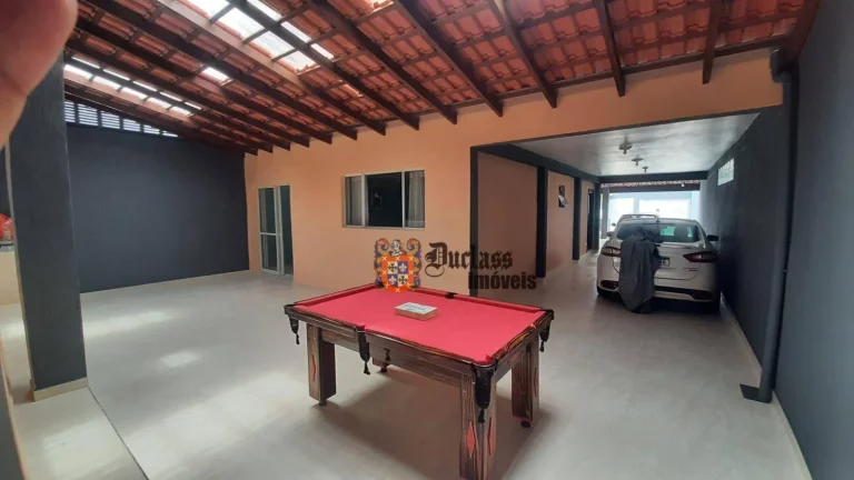Imagem Sobrado com 5 dormitórios à venda, 340 m² por R$ 850.000,00 - Balneário Jequitibá - Itanhaém/SP