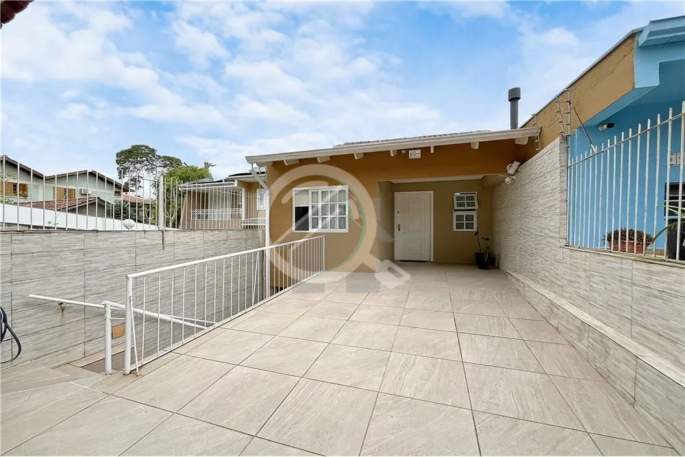 Imagem Maravilhosa casa de 02 dormitórios, um sacadão elegante em vidro blindex, com um toque especial de...