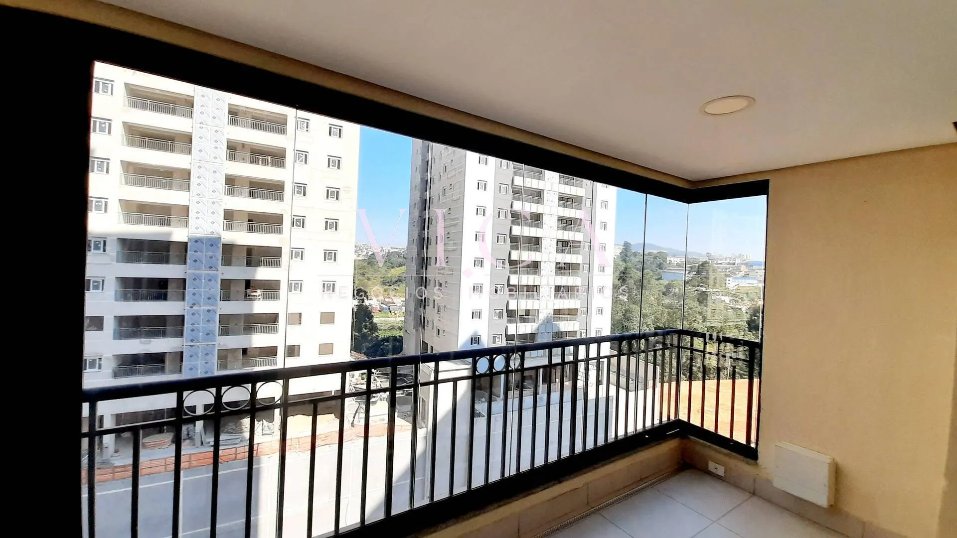 Imagem Apartamento com 2 suítes para alugar, 85 m² - R$ 5.940 - Alphaville/SP