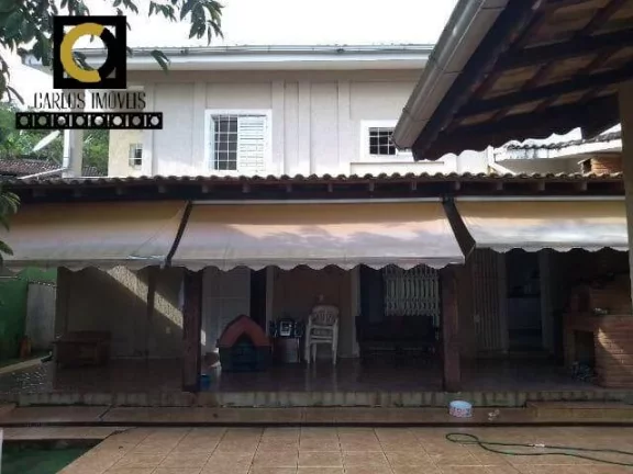 Imagem Casa com 4 quartos, 260 m², à venda por R$ 1.5990,00