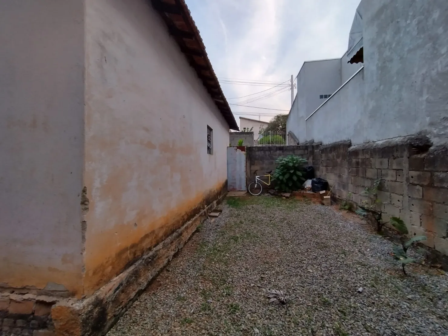 Imagem Casa à venda 2 Quartos, 250M², Alto São Pedro, Taubaté - SP