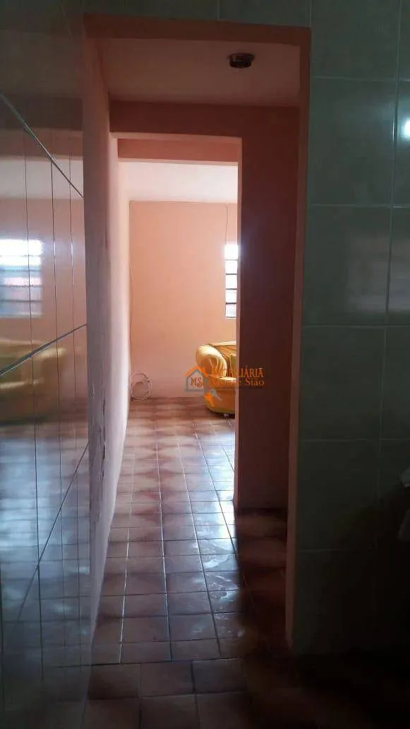 Imagem Casa com 3 dormitórios à venda, 200 m² por R$ 360.000,00 - Jardim Novo Portugal - Guarulhos/SP
