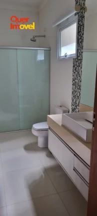 Imagem Luxuosa casa em condomínio à venda em Ribeirão Preto-SP, Jardim San Marco - 3 quartos, 3 suítes, 2 salas, 5 banheiros, 5 vagas, 255 m².