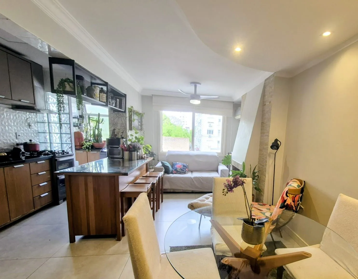 Imagem Apartamento de dois dormitórios e uma vaga de garagem no bairro Santana