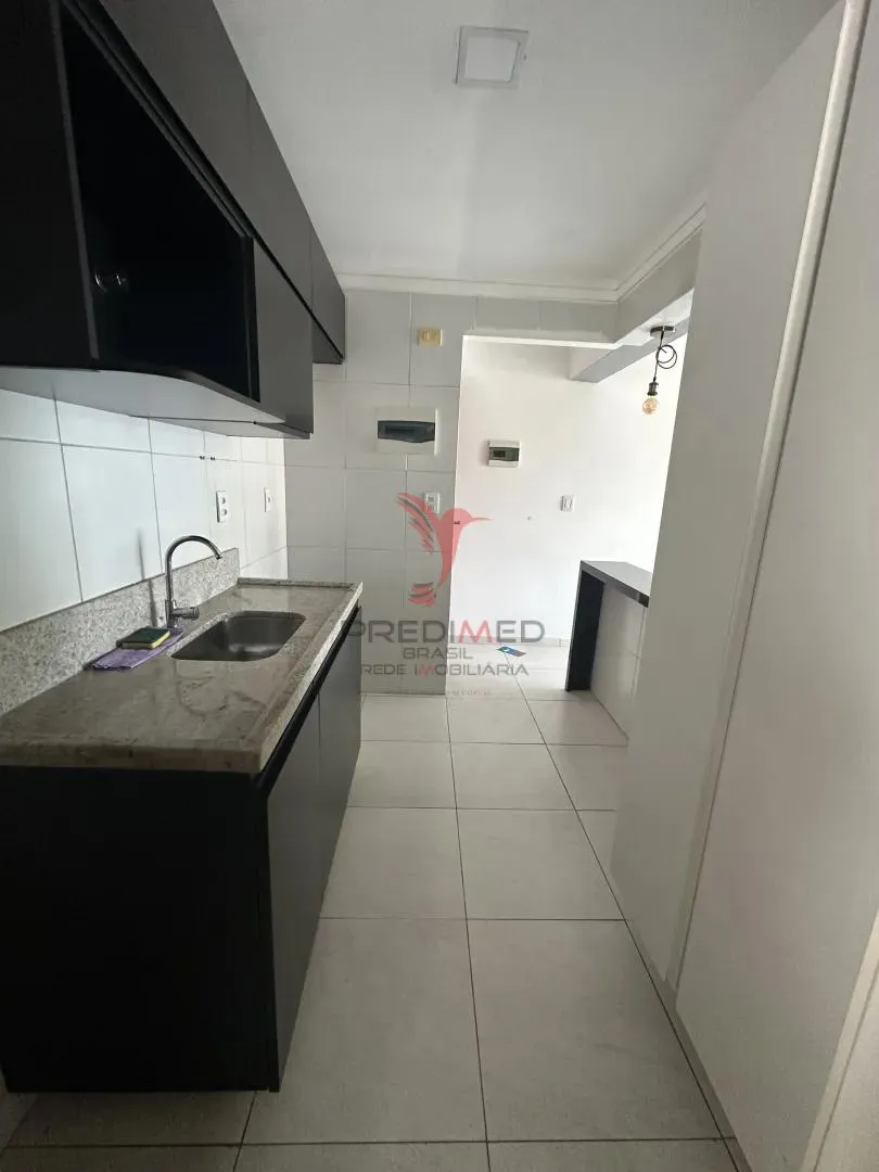 Imagem OPORTUNIDADE . Apartamento com varanda ,em Manaira, para moradia ou investimento