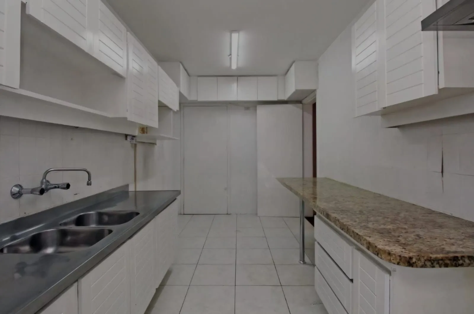 Imagem Apartamento de Alto Padrão no Moinhos de Vento: 121m² de Conforto e Luxo!