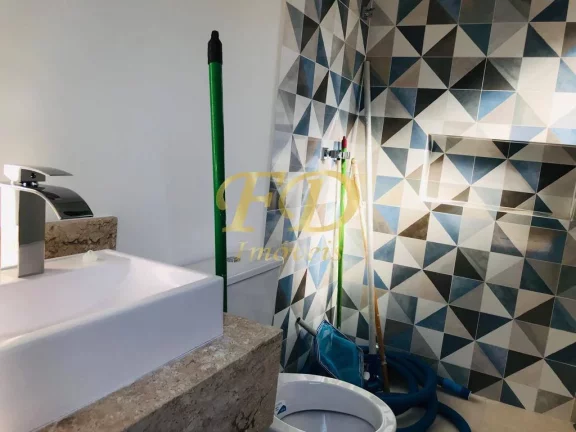 Imagem Casa Térrea de Alto Padrão em Condomínio Fechado Atibaia