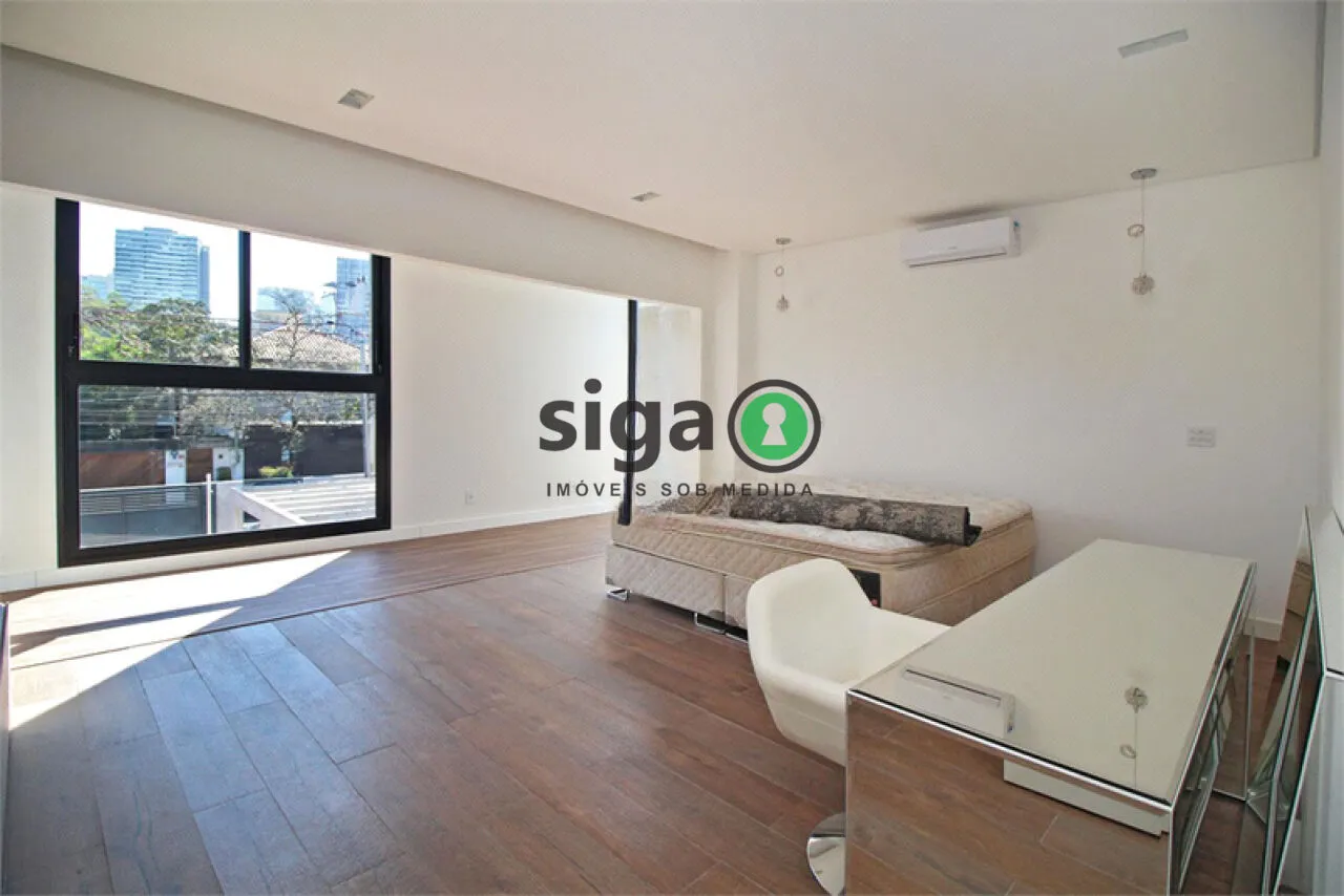Imagem Sobrado Alto Padrão no Jardim Europa de 4 quartos com 6 Vagas - 510m² à Venda.