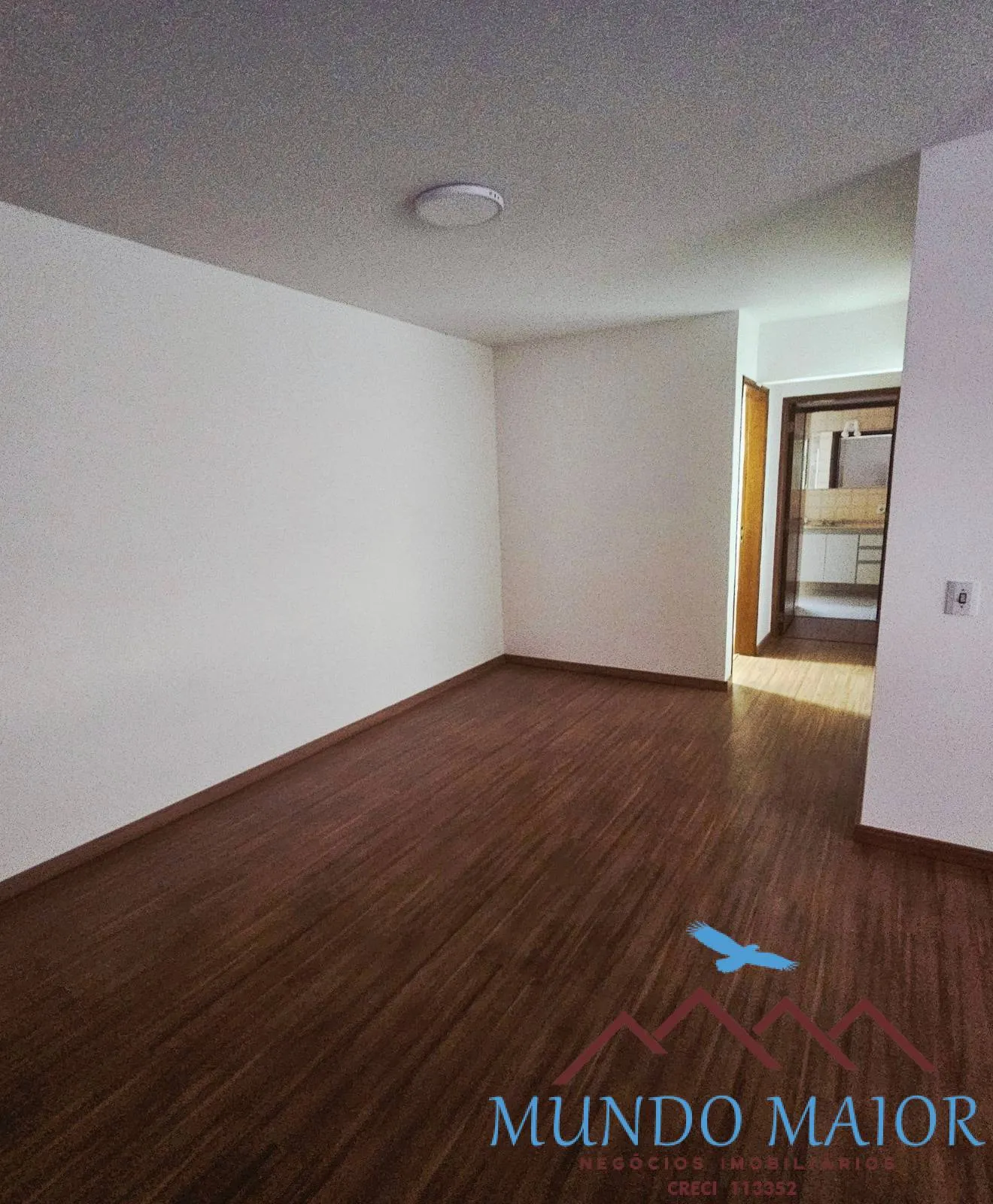 Imagem Seu Novo Lar Te Espera! 85m² Reformado, 2 Dorms (1 Suíte) -200m do Metro