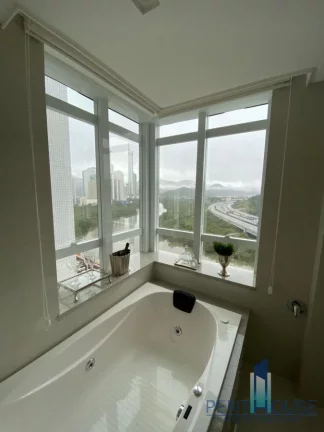 Imagem Apartamento Zona Central para Venda em Balneário Camboriú, CENTRO, 3 dormitórios, 3 suítes, 4 banheiros, 3 vagas