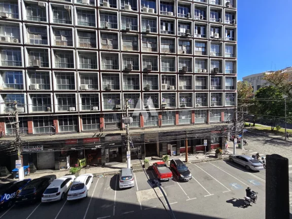 Imagem Sala/Conjuntos comerciais no Centro em frete da Alfandega para locação