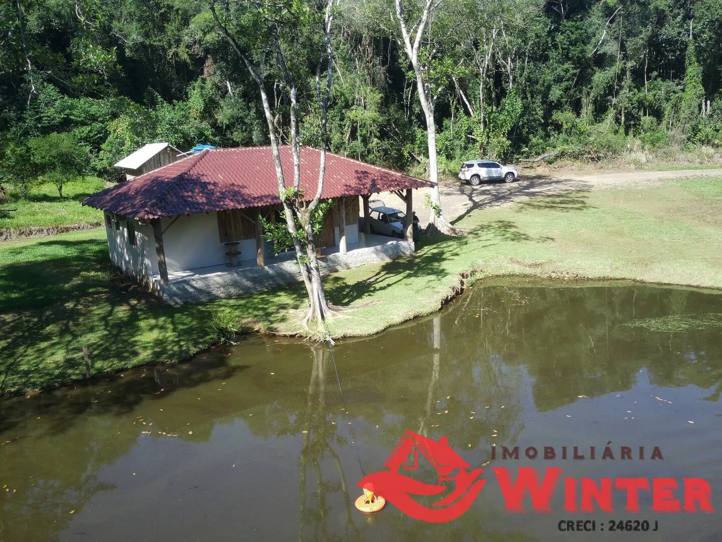 Imagem Chácara com 3 hectares, casa e açude.