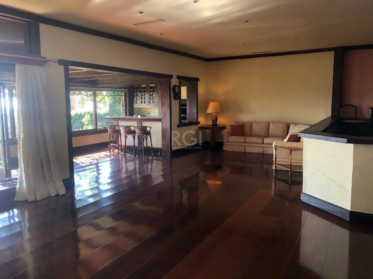 Imagem Casa Condominio para Venda - 420m², 3 dormitórios, sendo 3 suites, 2 vagas - Santa Tereza