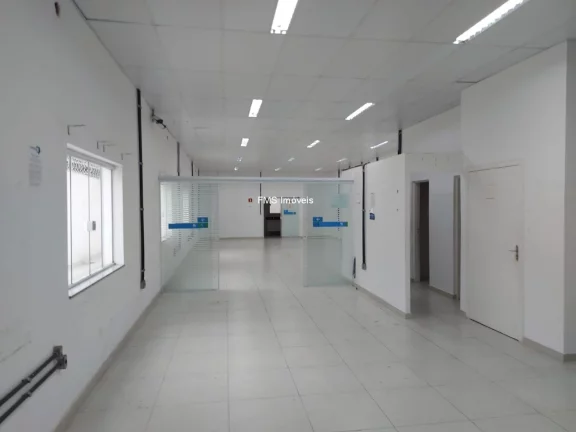 Imagem Prédio inteiro para locação com 643m² na Vila Sônia.