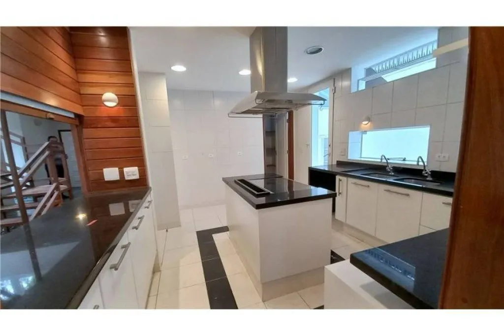 Imagem Alugar casa com 3 suítes em Vila Nova Conceição São Paulo SP
