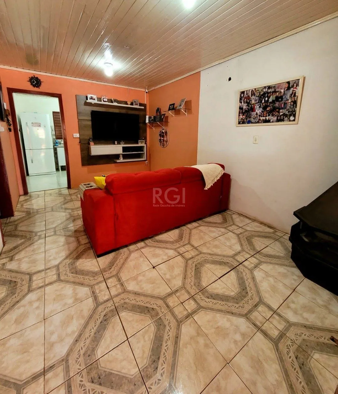 Imagem Casa com 3 quartos, 1 suíte, vaga, varanda, no bairro Hilda, Cruz Alta/RS