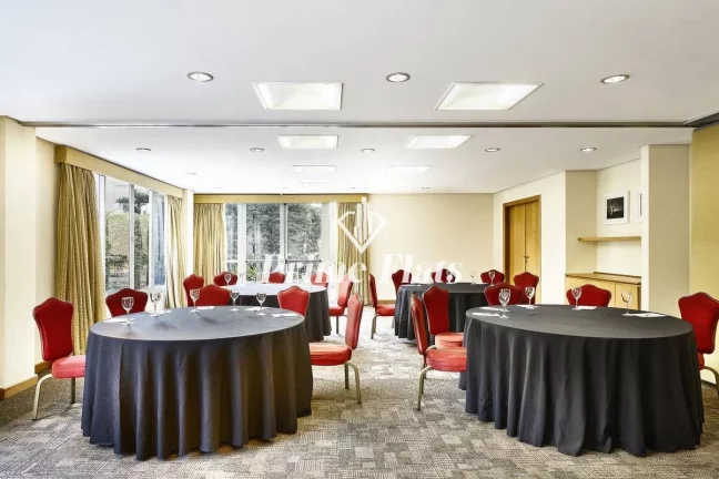 Imagem Flat disponível para venda no Marriott Executive Apartments São Paulo, com 43m², 1 dormitório e 1 vaga