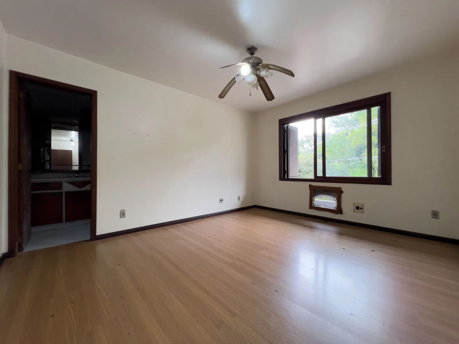 Imagem Casa à venda em Porto Alegre, Passo D'Areia, com 4 quartos, 600m2