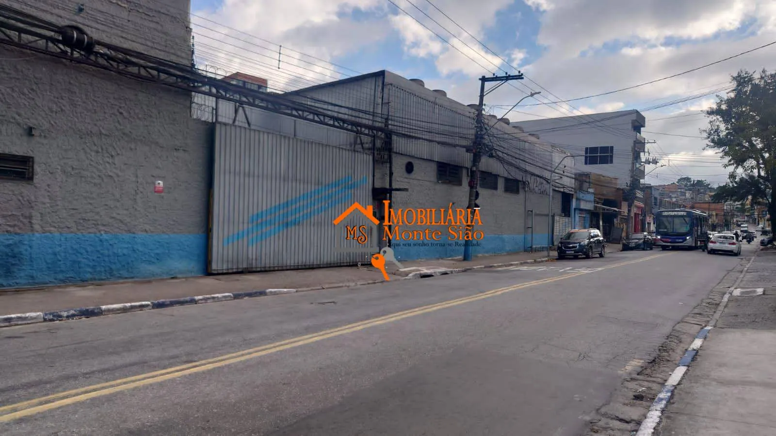 Imagem Galpão para alugar, 250 m² por R$ 15.000,00/mês - Jardim São Domingos - Guarulhos/SP