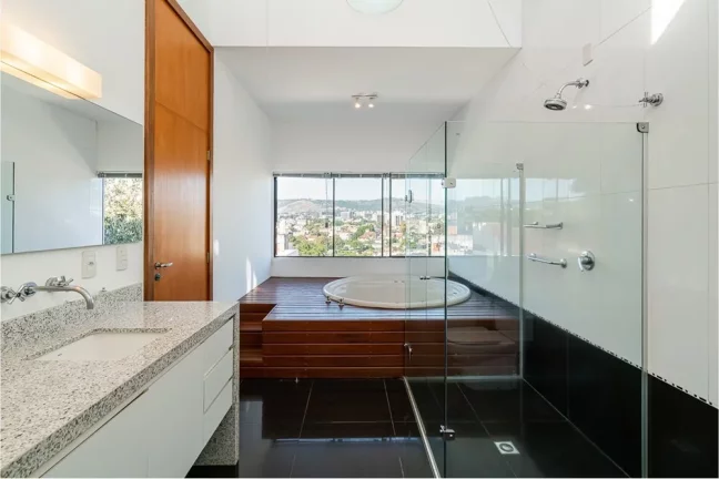Imagem Casa para venda no bairro Medianeira em Porto Alegre