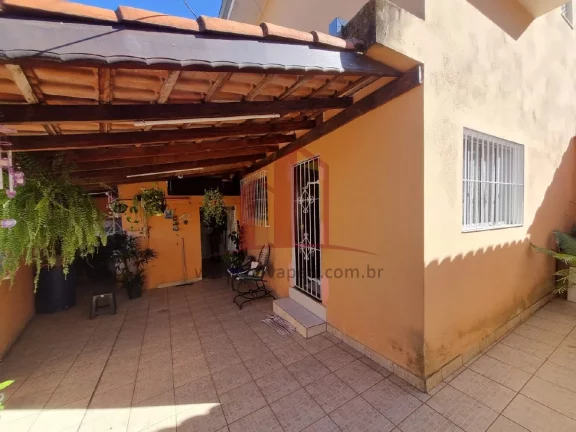 Imagem Imperdível Casa Térrea à Venda em Francisco Morato-SP - 4 Dormitórios - Jardim Rogerio Levorin - 200m² - Confira Já!