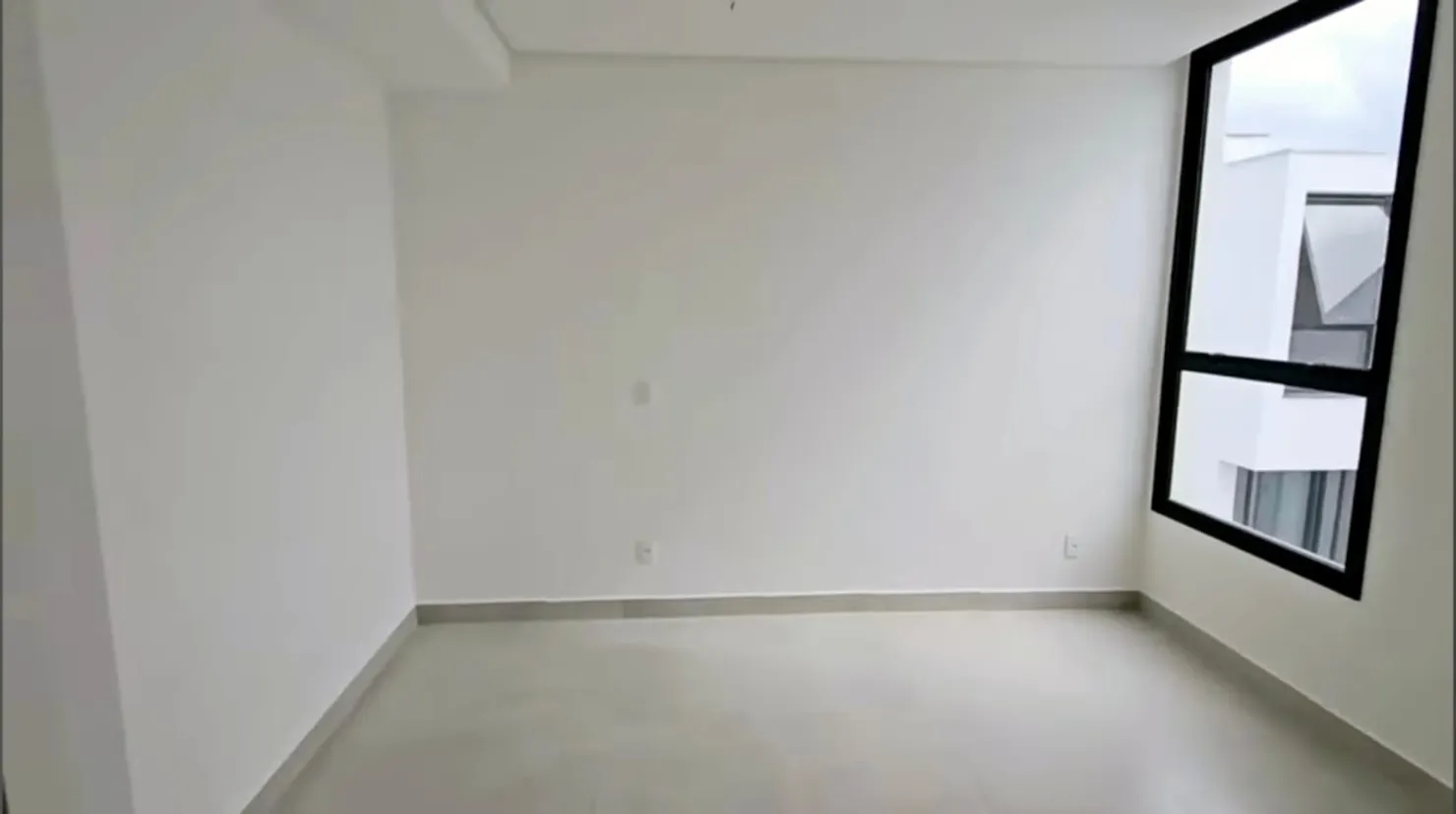 Imagem Casa em Condomínio com 2 Suítes Planejada e Mobiliada, com Lazer Completo e Localização Privilegiada no Itaguá