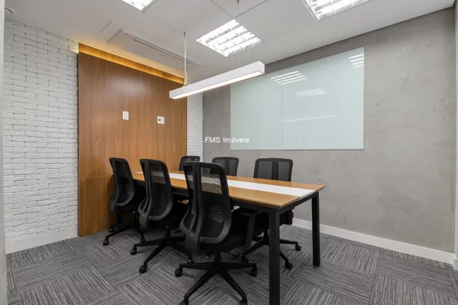 Imagem Conjunto comercial com 225m2 mobiliado na Av. Paulista.