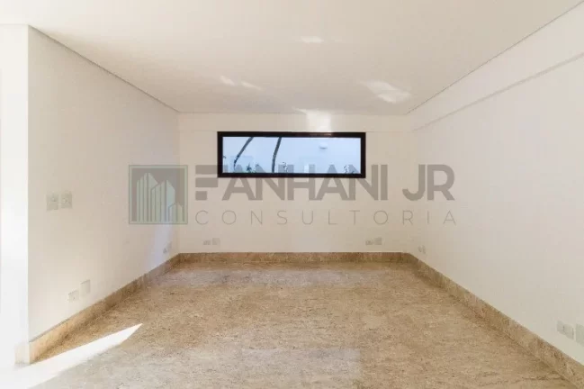 Imagem Imóvel comercial de prestígio no coração do Jardim Paulista: 10 salas, 10 banheiros, 700m² em São Paulo-SP!