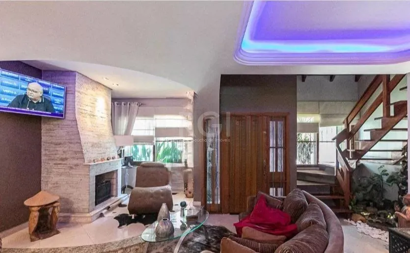 Imagem Casa para Venda - 336m², 4 dormitórios, sendo 1 suites, 2 vagas - Camaquã
