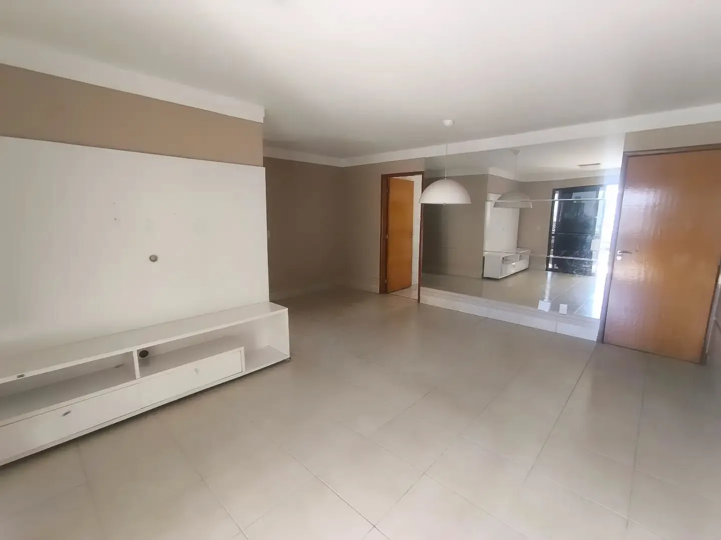 Imagem Apartamento 3/4 Sendo 2 Suites No Residencial Alexandrino