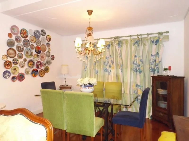 Imagem Casa Condominio para Venda - 350m², 4 dormitórios, sendo 1 suites, 2 vagas - Santa Tereza