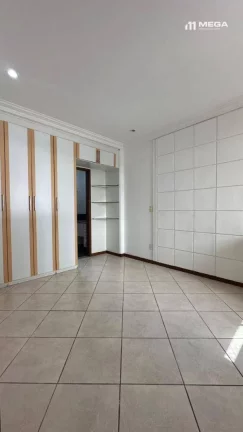 Imagem Apartamento com 3 dormitórios à venda, 127 m² por R$ 900.000 - Praia da Costa - Vila Velha/ES