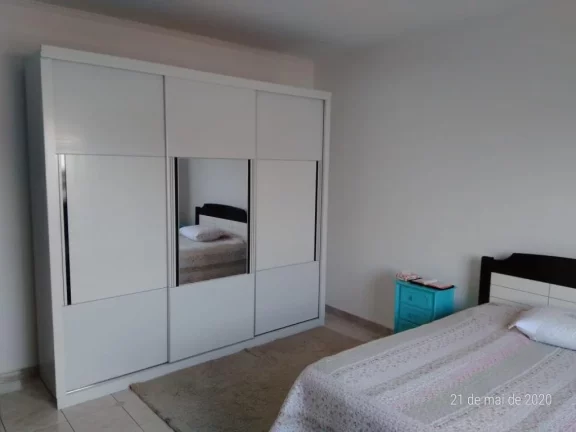 Imagem Sobrado com 4 dormitórios à venda, 254 m² por R$ 850.000,00 - Vila Figueira - Suzano/SP