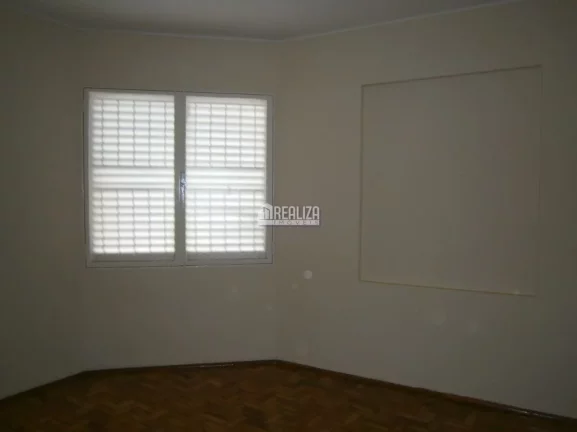 Imagem Casa à venda no bairro Nossa Senhora da Abadia em Uberaba