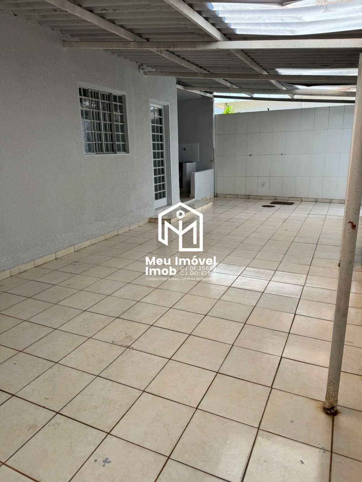 Imagem Casa 6 Quartos 1 Vaga 300m² Reformada Taguatinga/DF