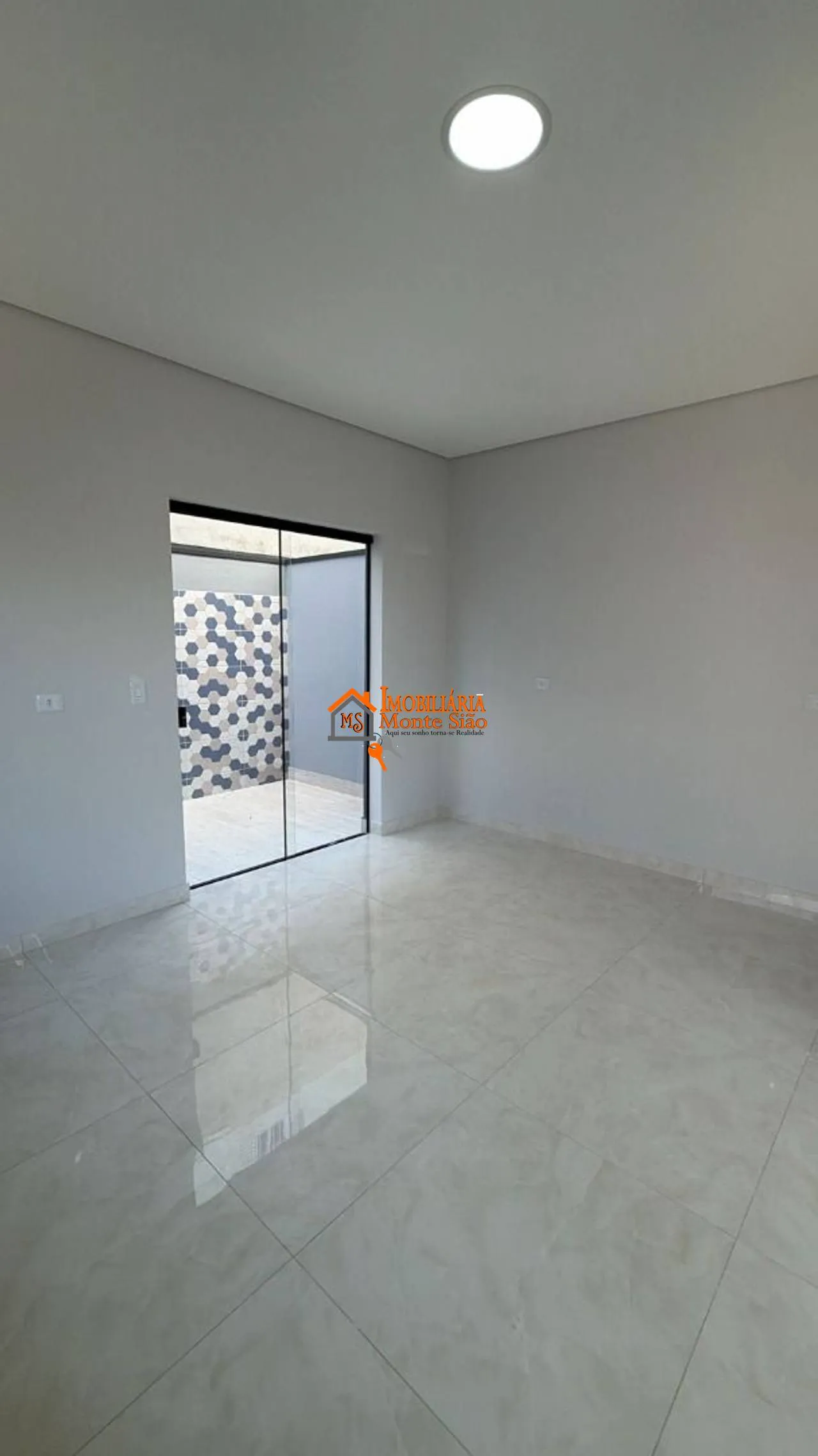 Imagem Sobrado com 2 dormitórios à venda, 80 m² por R$ 520.000,00 - Jardim Zélia - Itaquaquecetuba/SP