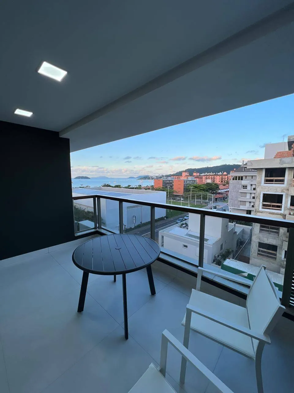 Imagem Royal Classic Jurerê Duplex Exclusivo com 3 Suítes para Locação Anual