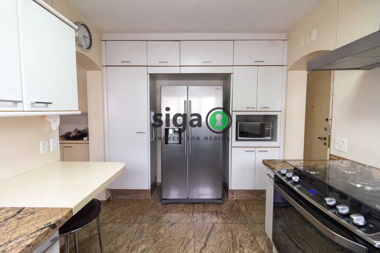 Imagem Apartamento de 272m² com 5 Quartos à Venda em Campo Belo!