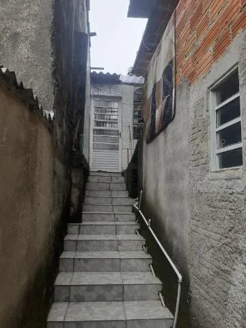 Imagem VENDA DE CASA NO JARDIM NICEA, EM ITAQUECETUBA/SP, OPORTUNIDADE 110m² com 2 quartos, sala de estar, varanda e garagem coberta. CONSULTE-NOS.