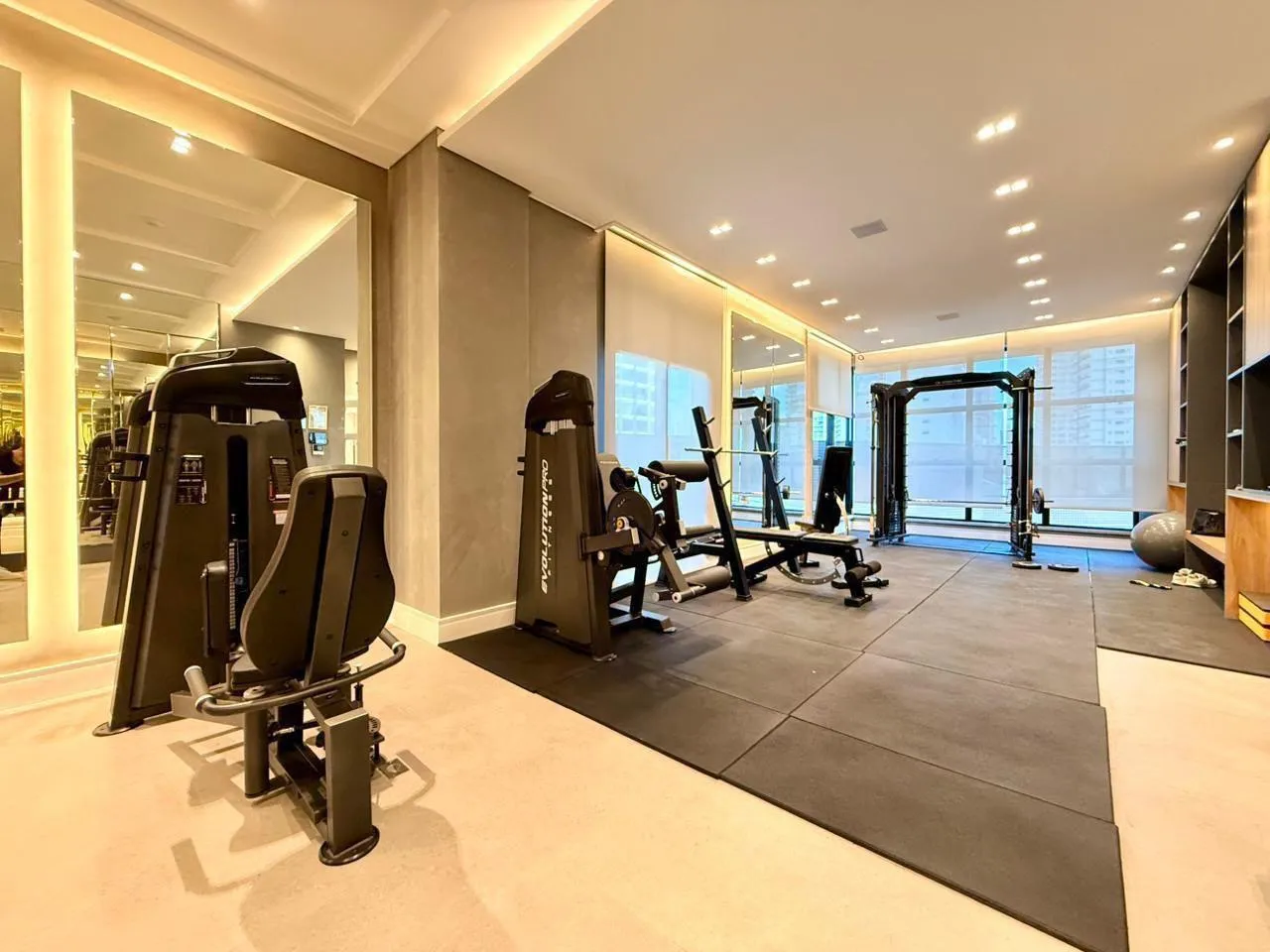 Imagem Apartamento à venda com 92.9m2 por R$ 1.600.384,00