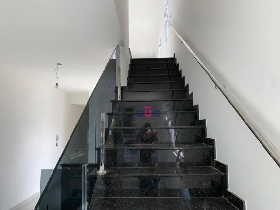 Imagem Casa com 3 dormitórios à venda, 155 m² por R$ 1.300.000,00 - Embaré - Santos/SP