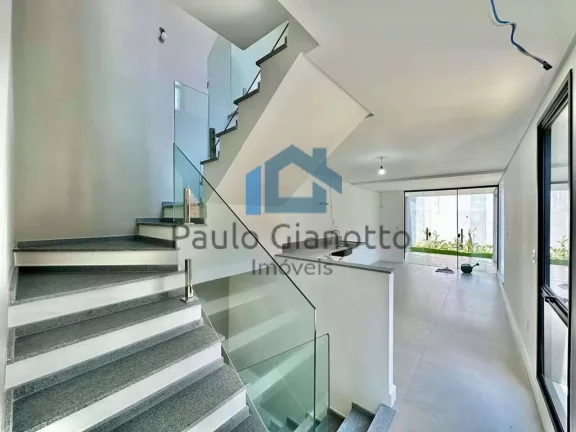 Imagem Casa linda à venda no Terra Nobre Granja Viana