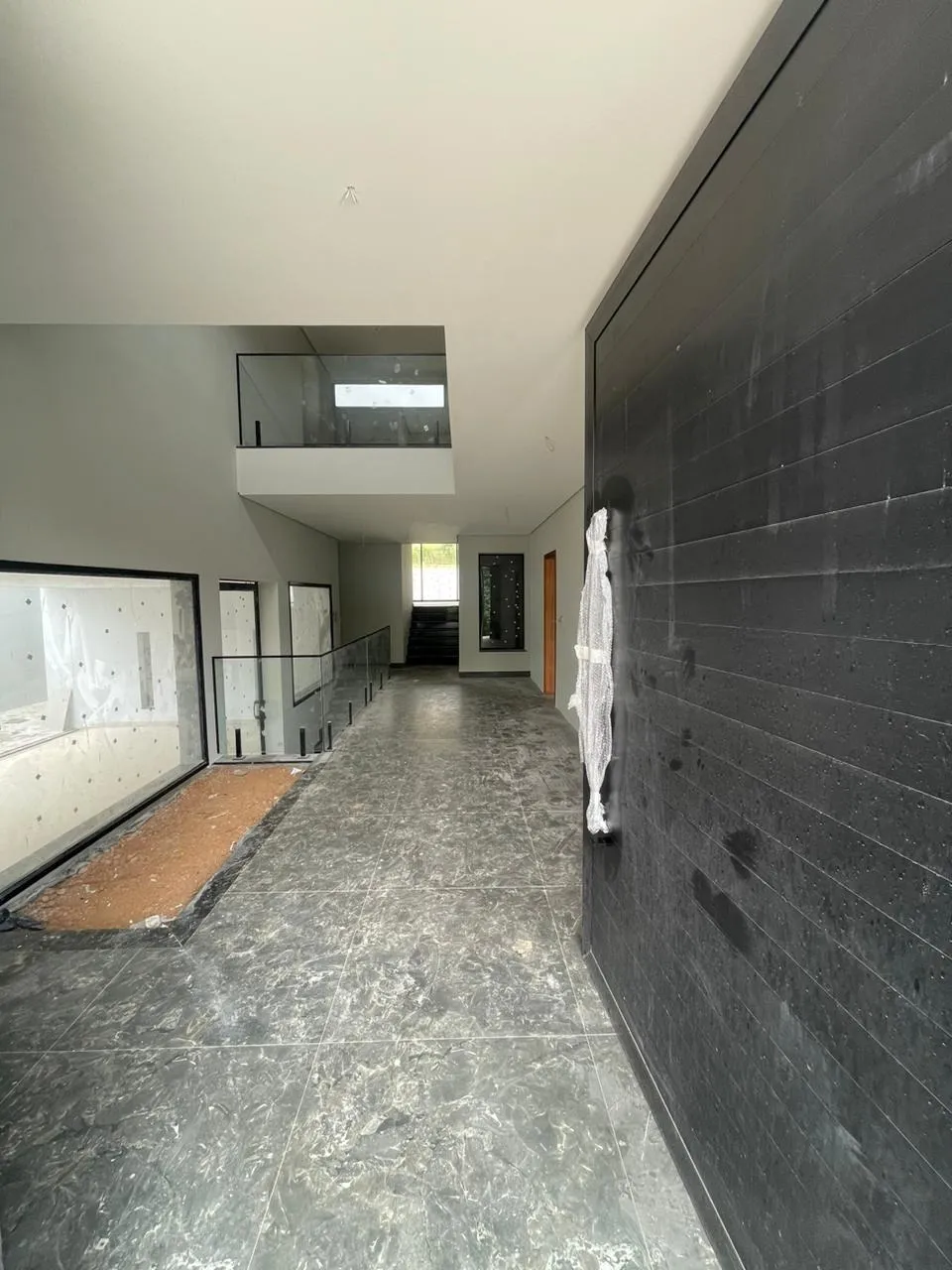 Imagem Magnífica Residência Assobradada no Condomínio Reserva Fazenda Imperial